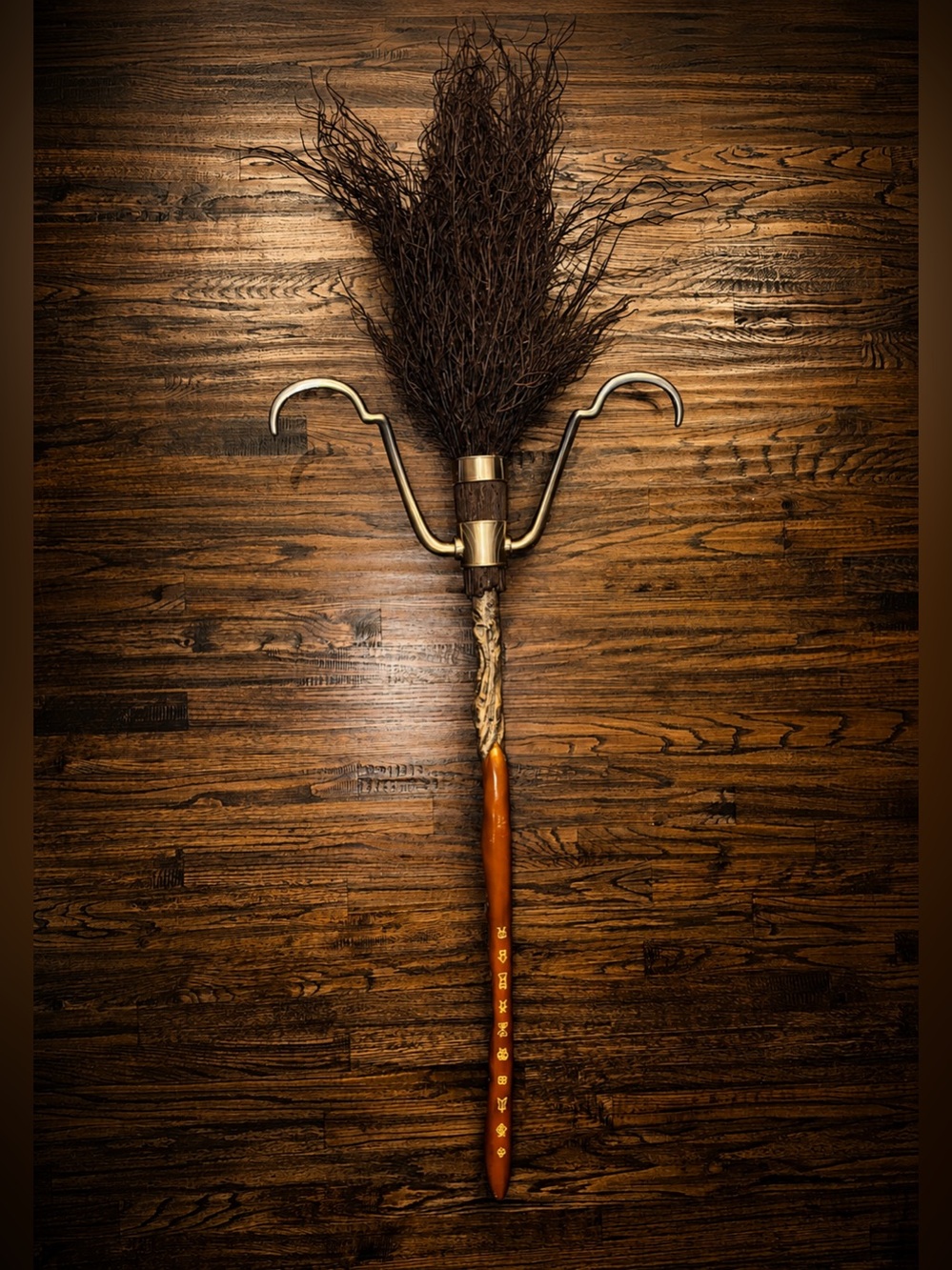 Harry Potter Firebolt Broom Prop Replica Full Size - Noble Collection